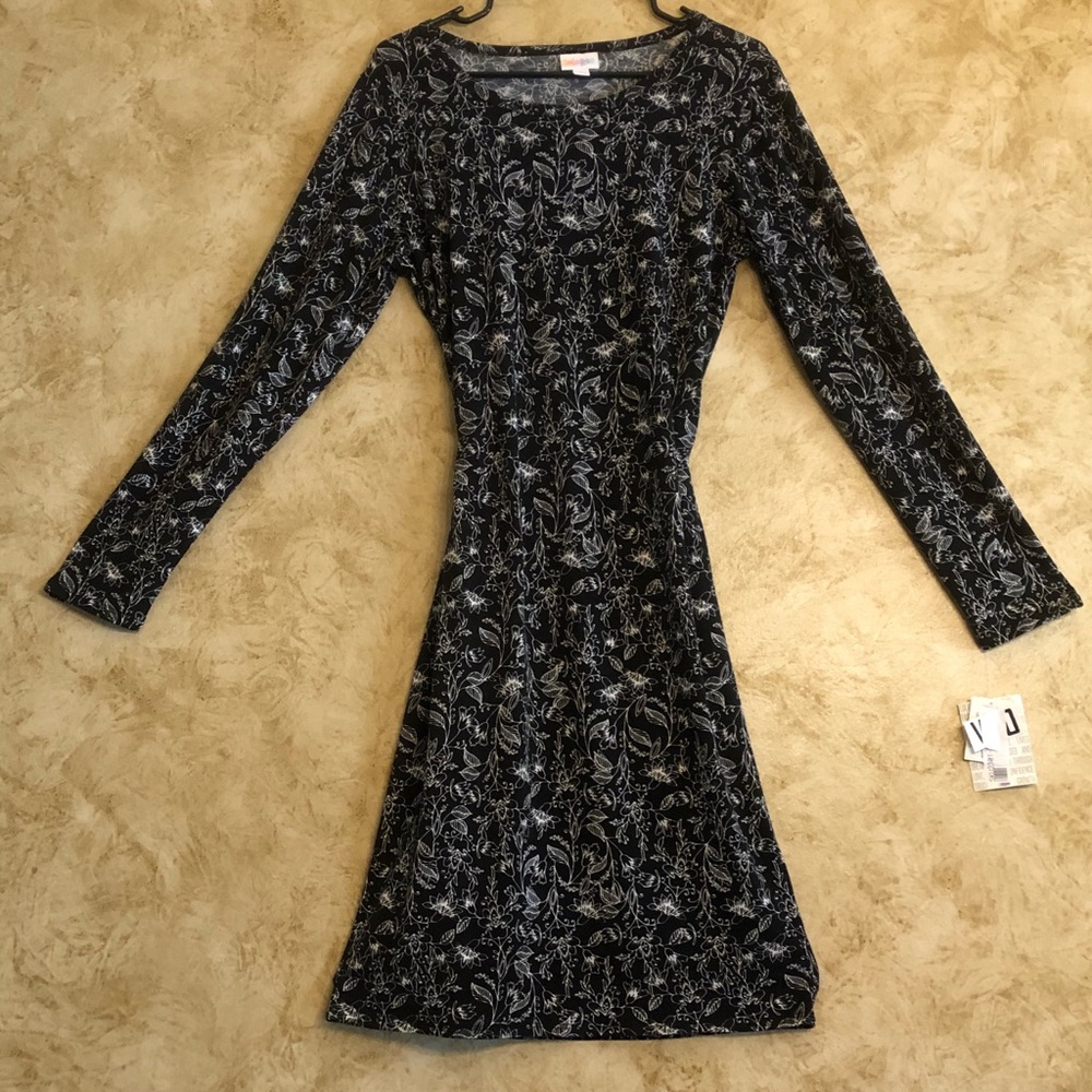 🆕 NWT🕶 Lularoe DEBBIE dress - Picture 2 of 6